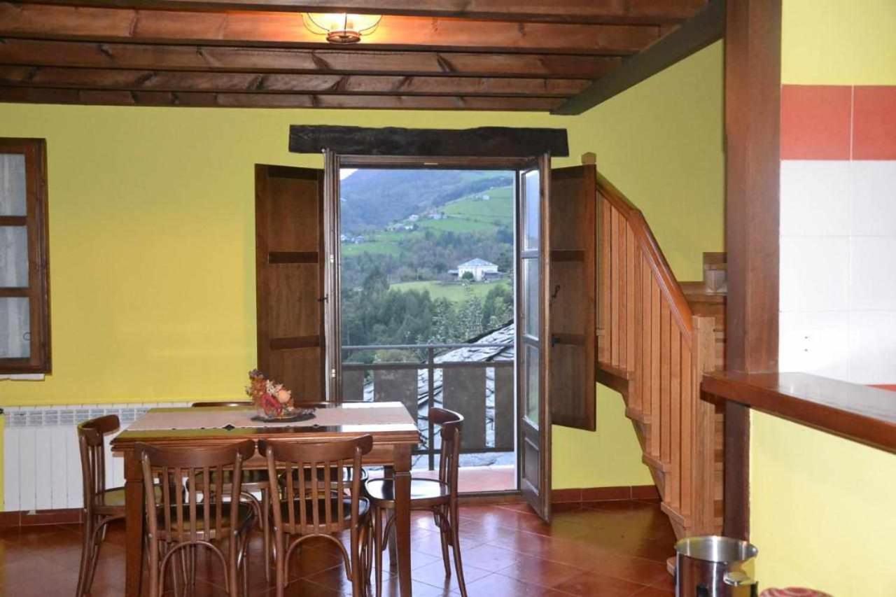 Apartamento La Casa Del Abuelo Justo Minagon Exterior photo
